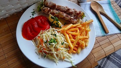 Св.шишове с  г-ра/пърж.к-фи,зеле,лютеница/